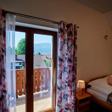 U Anny Гостевой дом Устронь