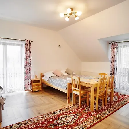 U Anny 3* Устронь